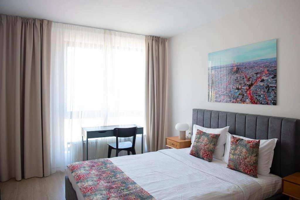 New York: A Spacious Modern Apartment With Parking Sofia Extérieur photo