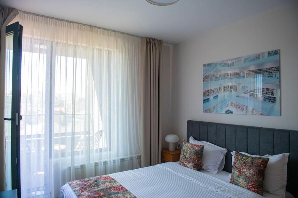 New York: A Spacious Modern Apartment With Parking Sofia Extérieur photo